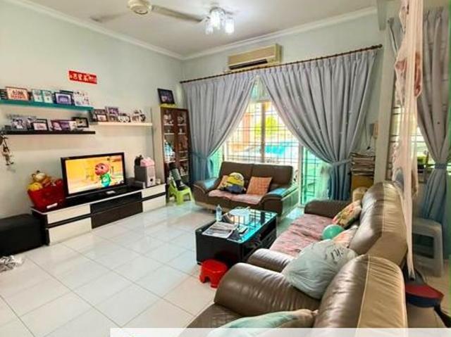 House for sale in Ulu Tiram, Johor