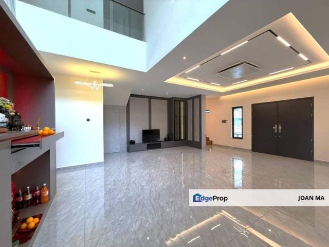 House for sale in Ulu Tiram, Johor