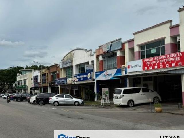 Shop for sale in Ulu Tiram, Johor