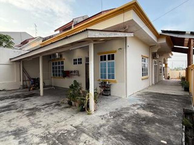 Residential House for sale in Kulai, Johor
