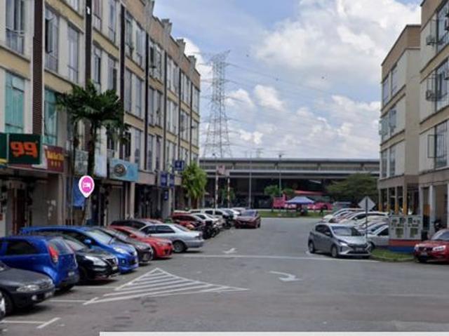Shop for rent in Bukit Ledang, Johor