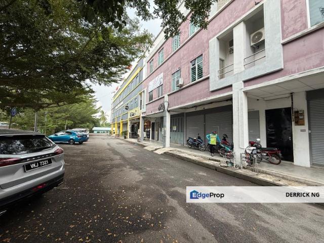 Shop for rent in Gurun, Kuala Muda