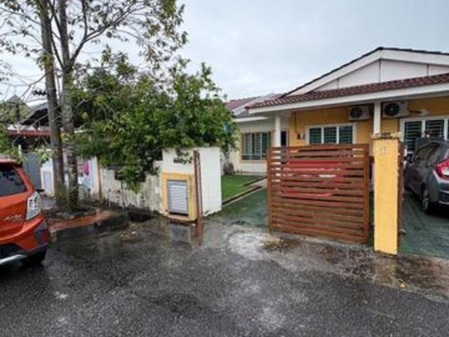 Terraced House for sale in Wellesley, Penang