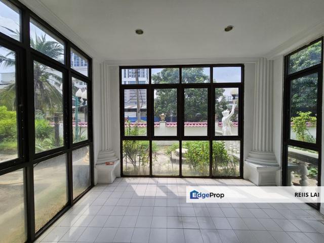 House for sale in Country Heights Damansara, Kuala Lumpur