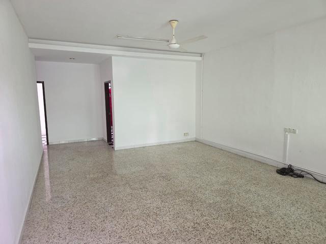 Residential House for rent in Mukim 13, Georgetown