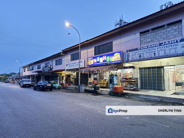 Shop for rent in Bukit Ledang, Johor