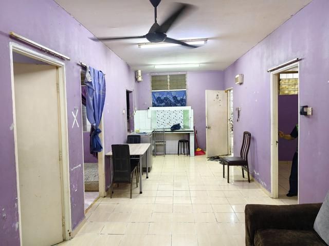 Flat for sale in Kajang, Langat