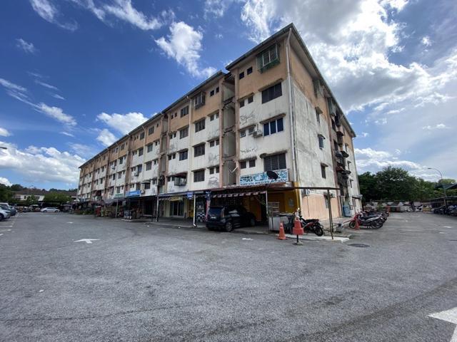 Flat for sale in Kajang, Langat