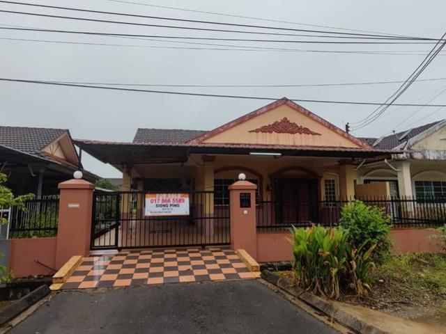 Terraced House for sale in Kuching, Bahagian Kuching