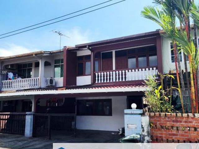 House for sale in Kuching