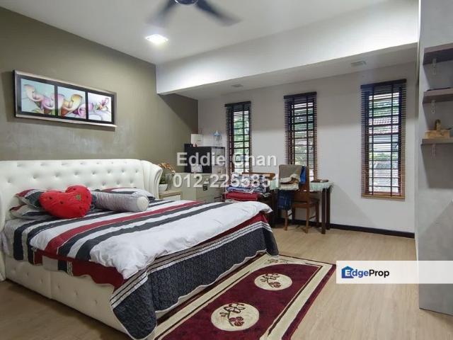 House for sale in Country Heights Damansara, Kuala Lumpur