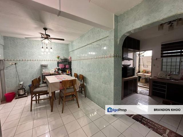 House for sale in Country Heights Damansara, Kuala Lumpur