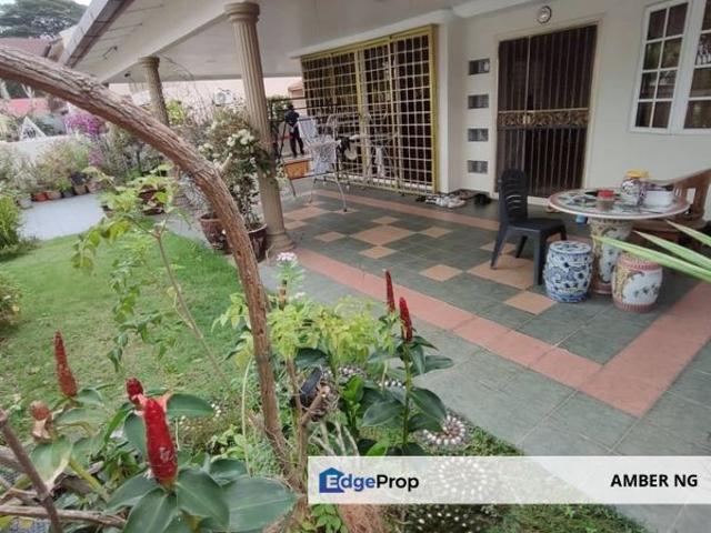 House for sale in Country Heights Damansara, Kuala Lumpur