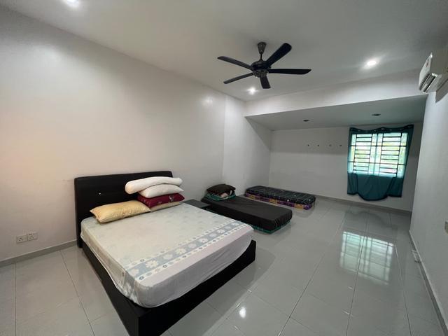 Terraced House for rent in Wellesley, Penang