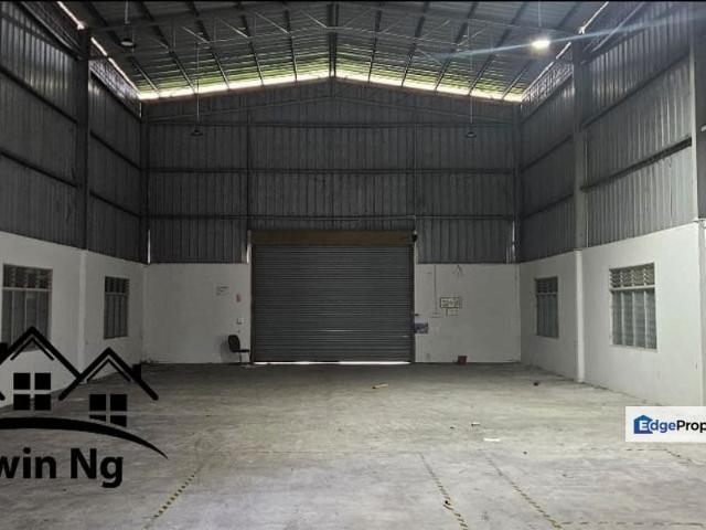 Warehouse for rent in Mukim 16, Tena
