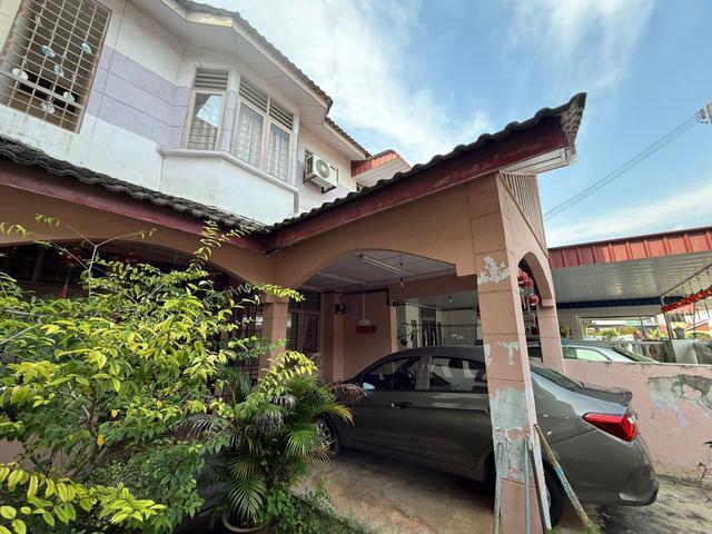 Terraced House for sale in Wellesley, Penang