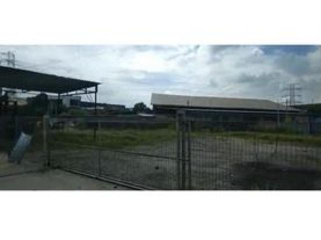 Shop for rent in Kajang, Langat