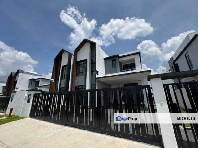 House for sale in Taman Impian Emas, Iskandar Puteri