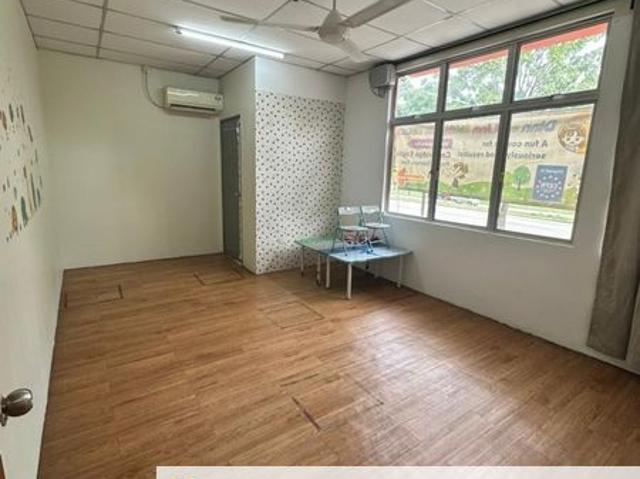 Shop for rent in Bukit Ledang, Johor