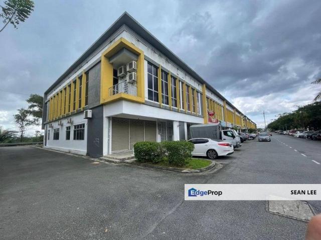 Shop for rent in Bukit Ledang, Johor
