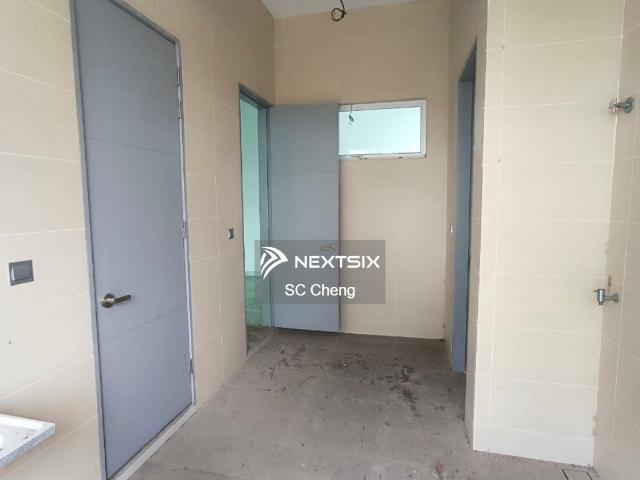 Warehouse for sale in Johor