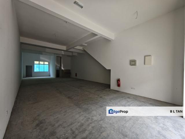 Shop for rent in Bukit Ledang, Johor