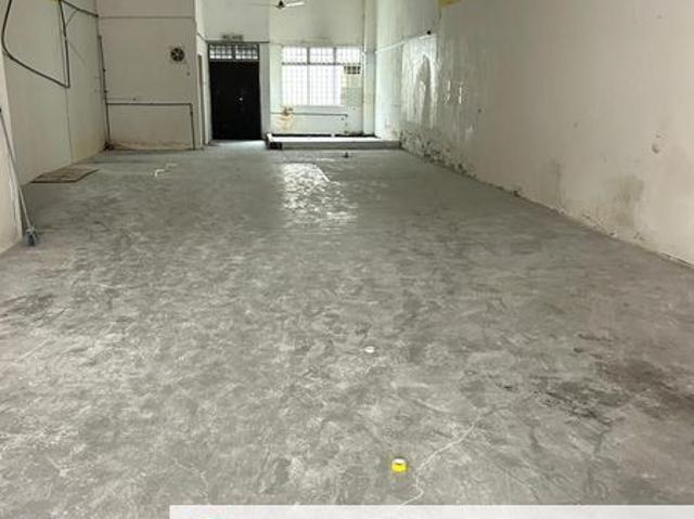 Shop for rent in Bukit Ledang, Johor