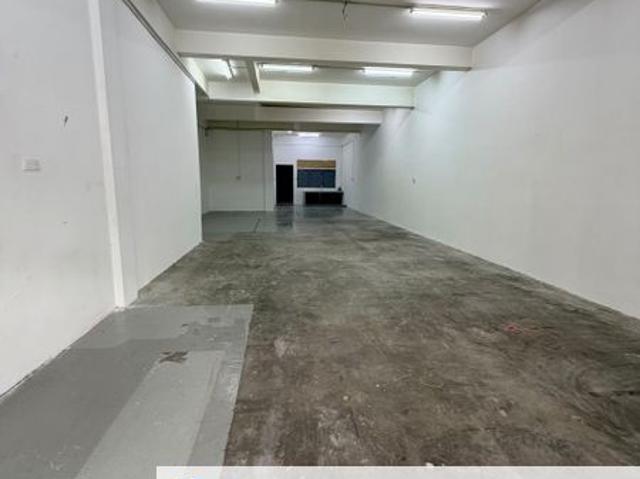 Shop for rent in Bukit Ledang, Johor