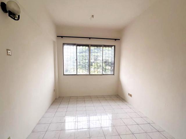 Apartment for sale in Kajang, Langat