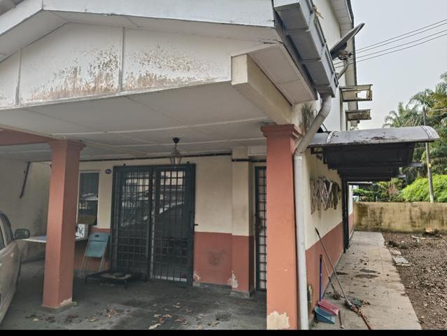 Townhouse for sale in Petaling, Alam Impian