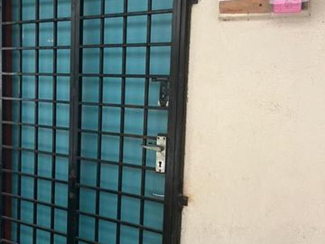 Flat for sale in Wellesley, Penang