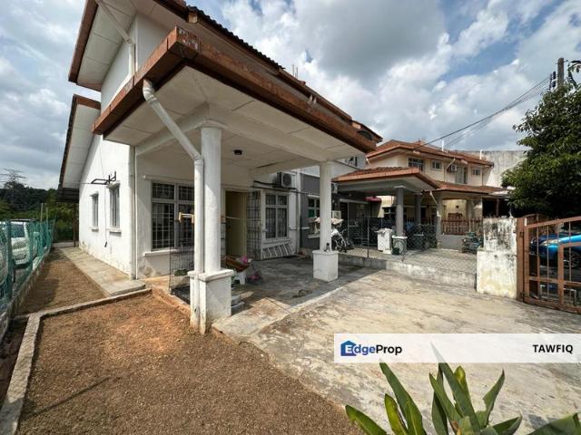House for sale in Kajang, Langat
