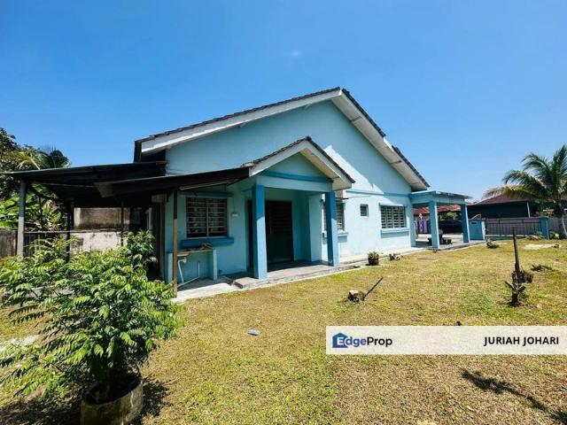 House for sale in Tanjong Sepat, Selangor