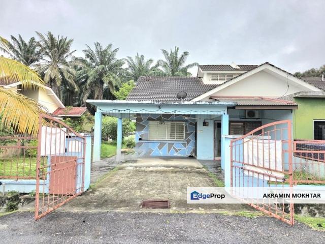 House for sale in Tanjong Sepat, Selangor