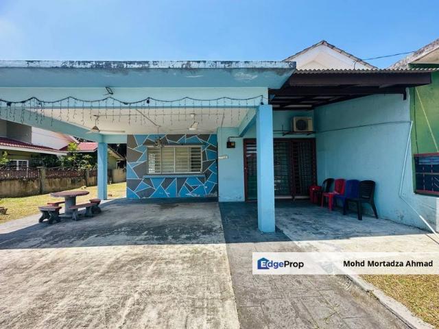 House for sale in Tanjong Sepat, Selangor