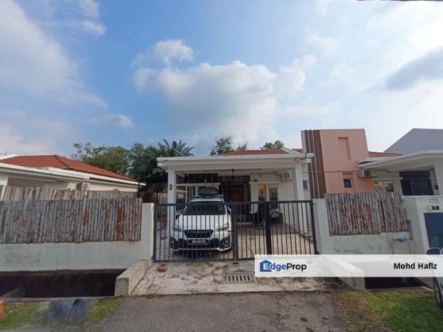 House for sale in Sepang, Tanjong Sepat