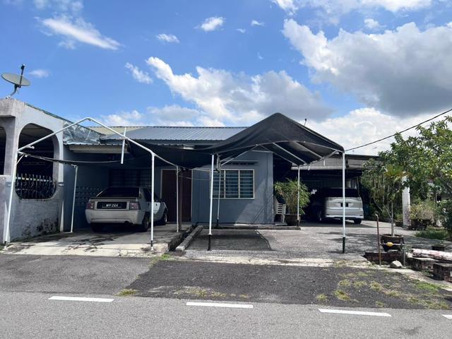 Terraced House for sale in Rengam, Johor