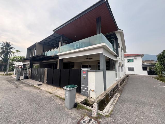 Terraced House for sale in Tampin