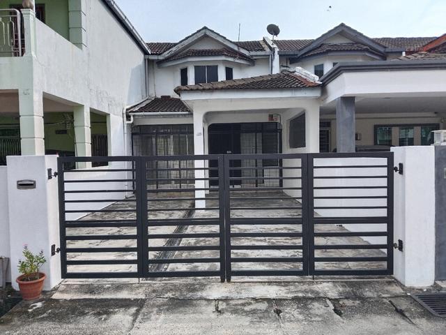 Terraced House for sale in Wellesley, Penang