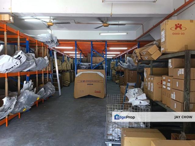 Warehouse for rent in Selayang, Selangor