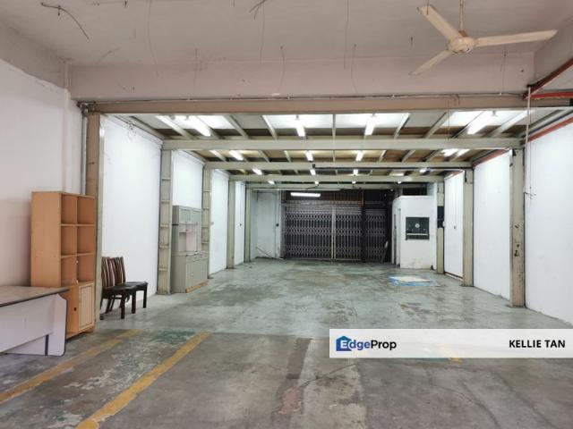 Warehouse for rent in Selayang, Selangor