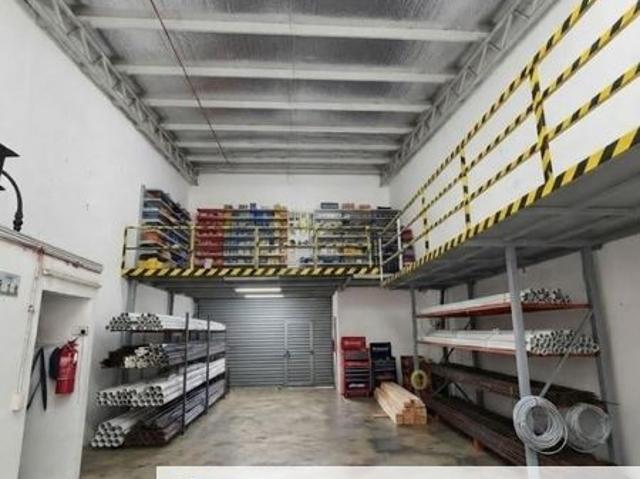 Warehouse for rent in Selayang, Selangor