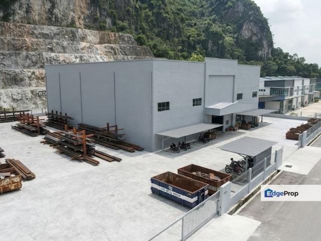 Warehouse for rent in Taman Industri Bolton, Majlis Perbandaran Selayang