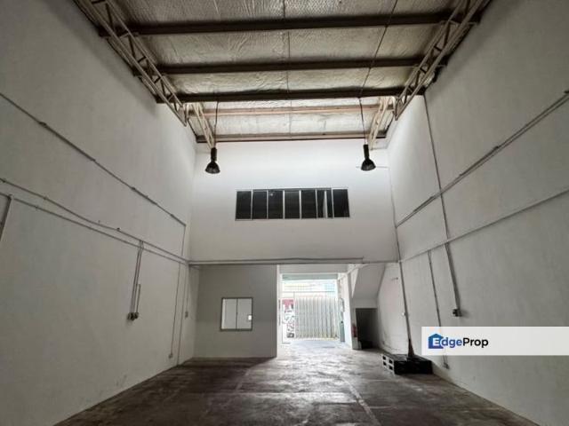 Warehouse for rent in Selayang, Selangor