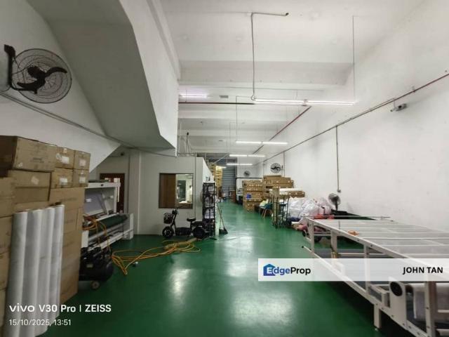 Warehouse for rent in Selayang, Selangor