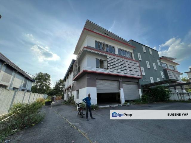 Warehouse for sale in Selayang, Selangor