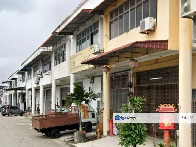 Warehouse for rent in Pulai, Bukit Ledang