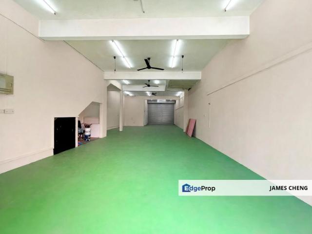 Shop for rent in Bukit Ledang, Johor