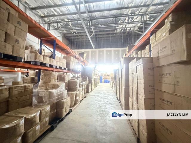 Warehouse for rent in Pulai, Bukit Ledang