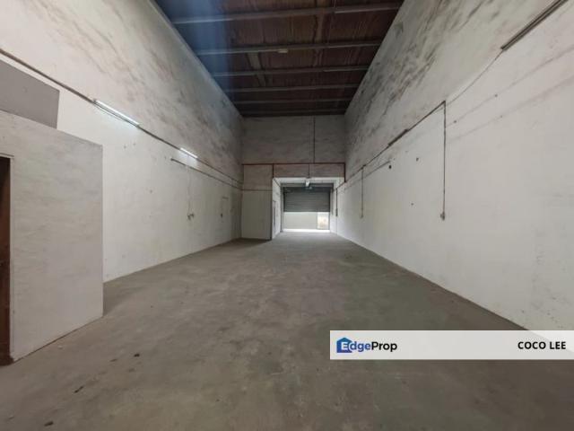 Warehouse for rent in Pulai, Bukit Ledang